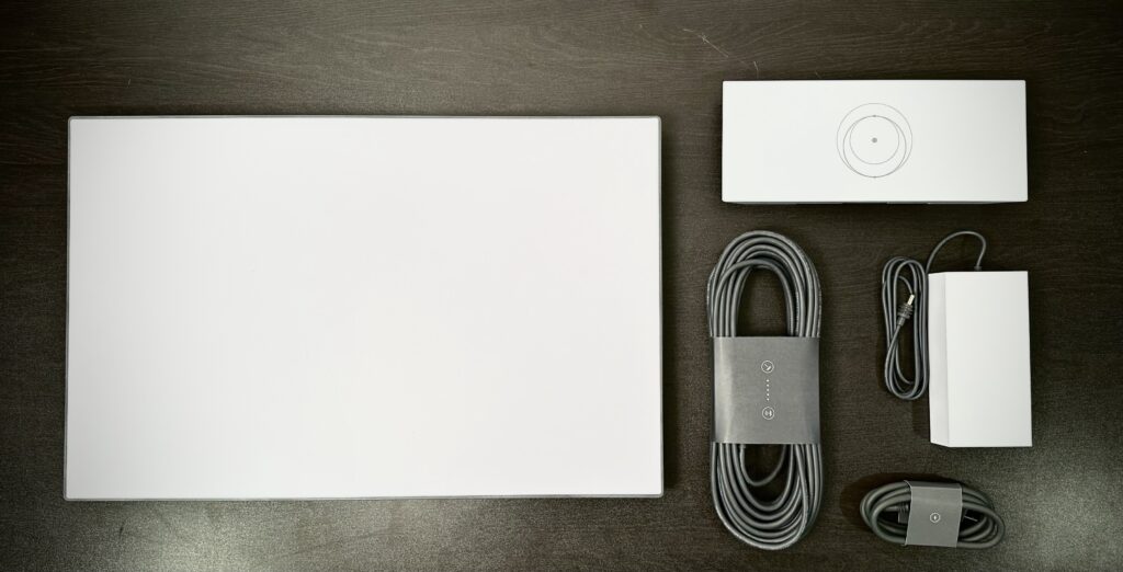 Contents of the Gen 3 Standard Starlink kit