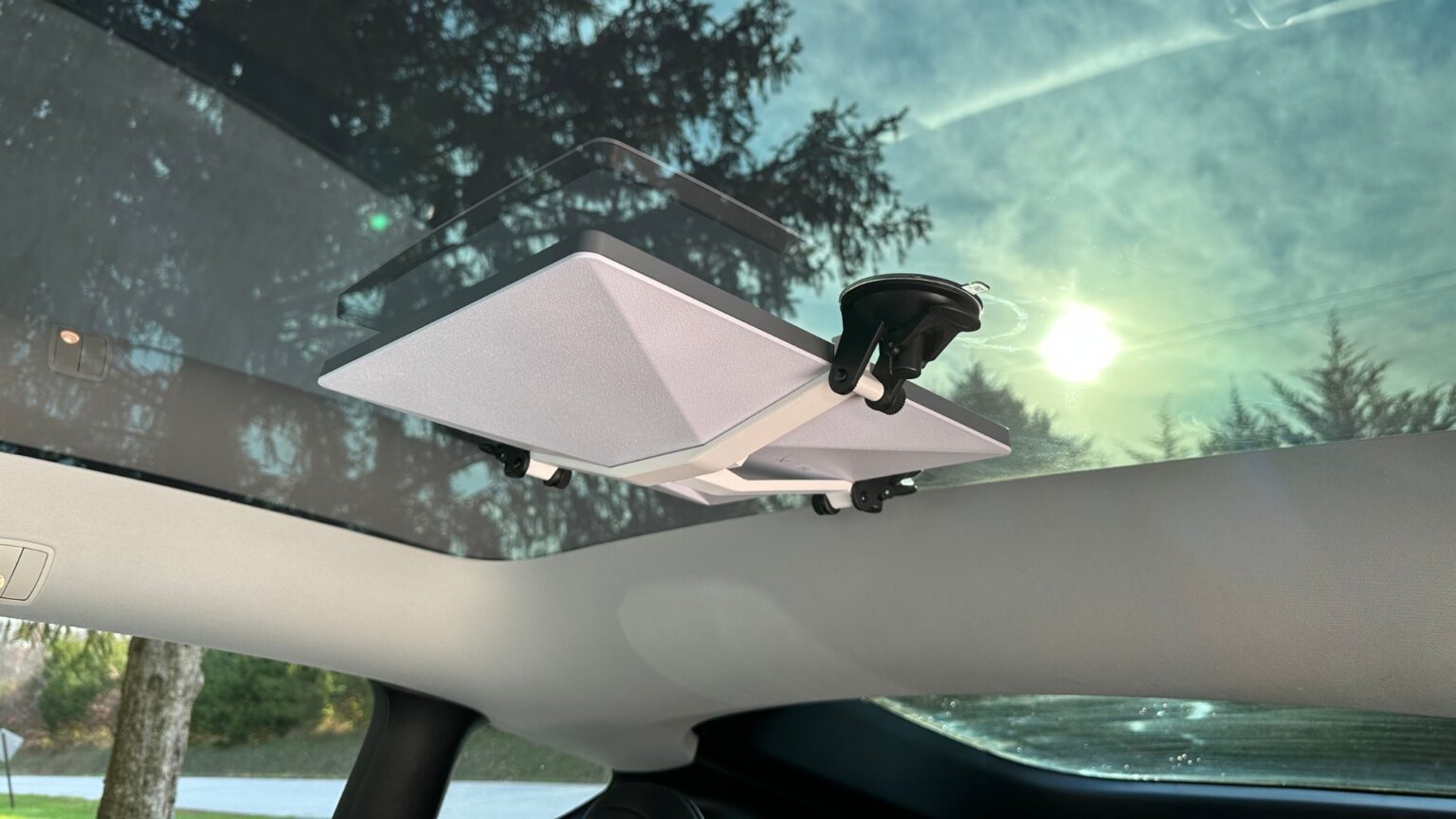 Starlink Mini mounted to glass roof